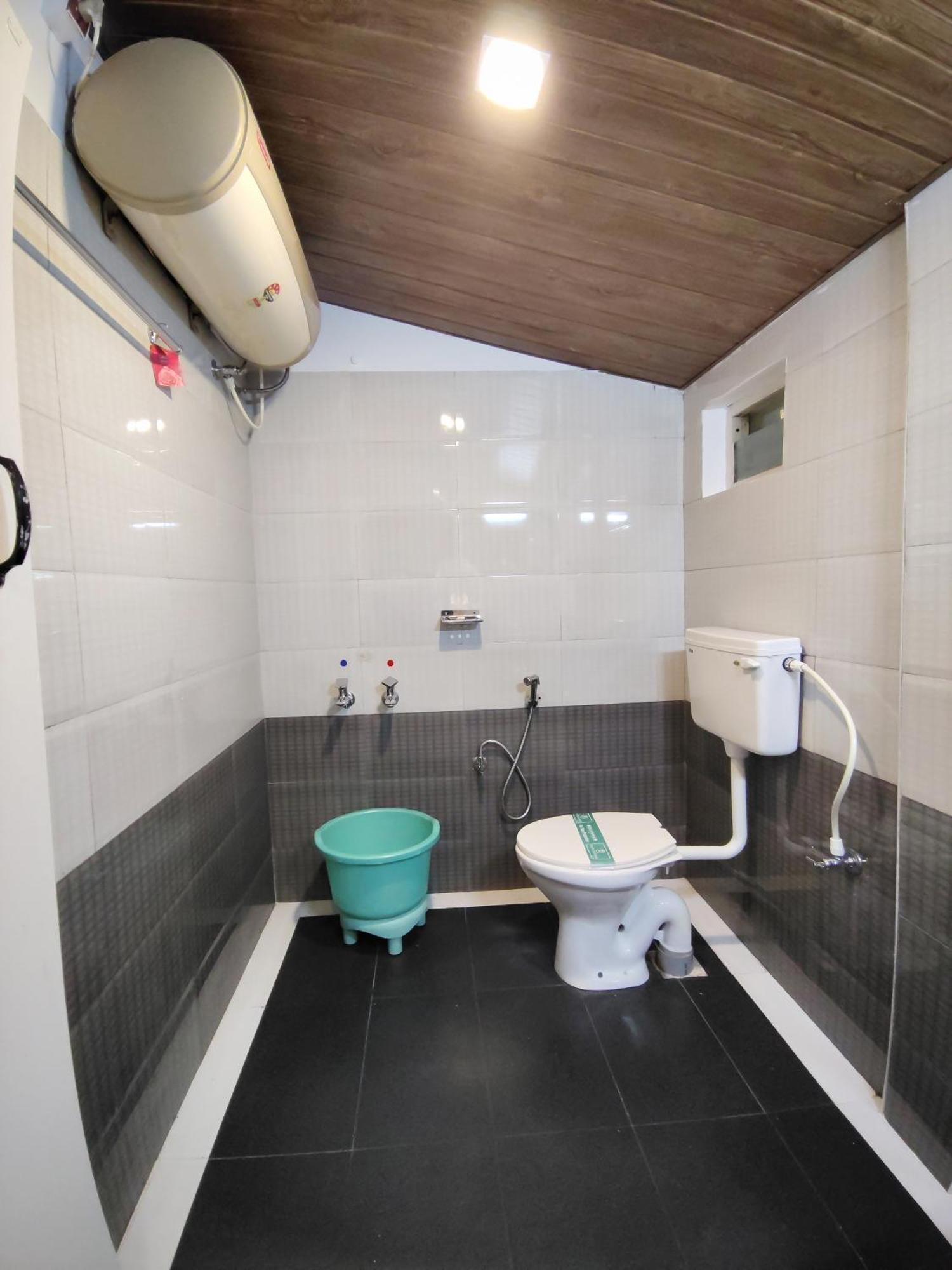 7 Roads Resort 50Mts To Lake Kodaikanal Phòng bức ảnh